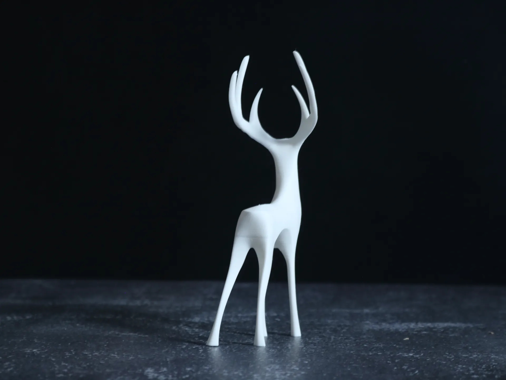 Geyik Dekoratif Biblo - 24 cm Şık Aksesuar