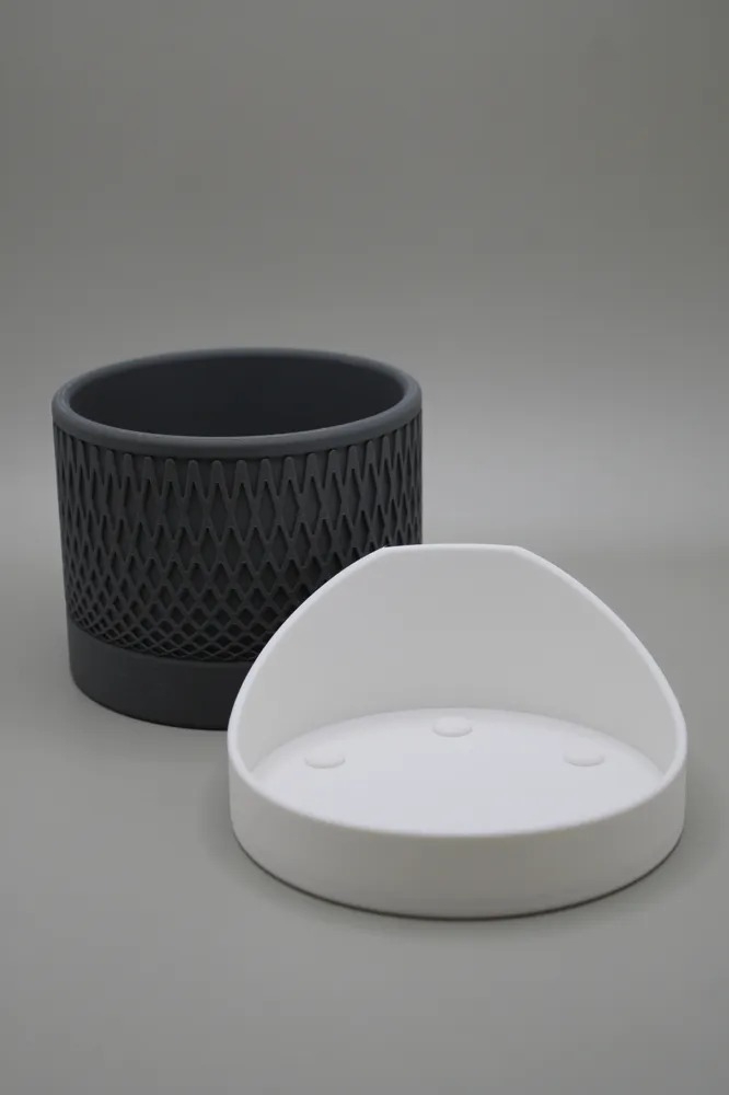 Tyrande Dekoratif Saksı